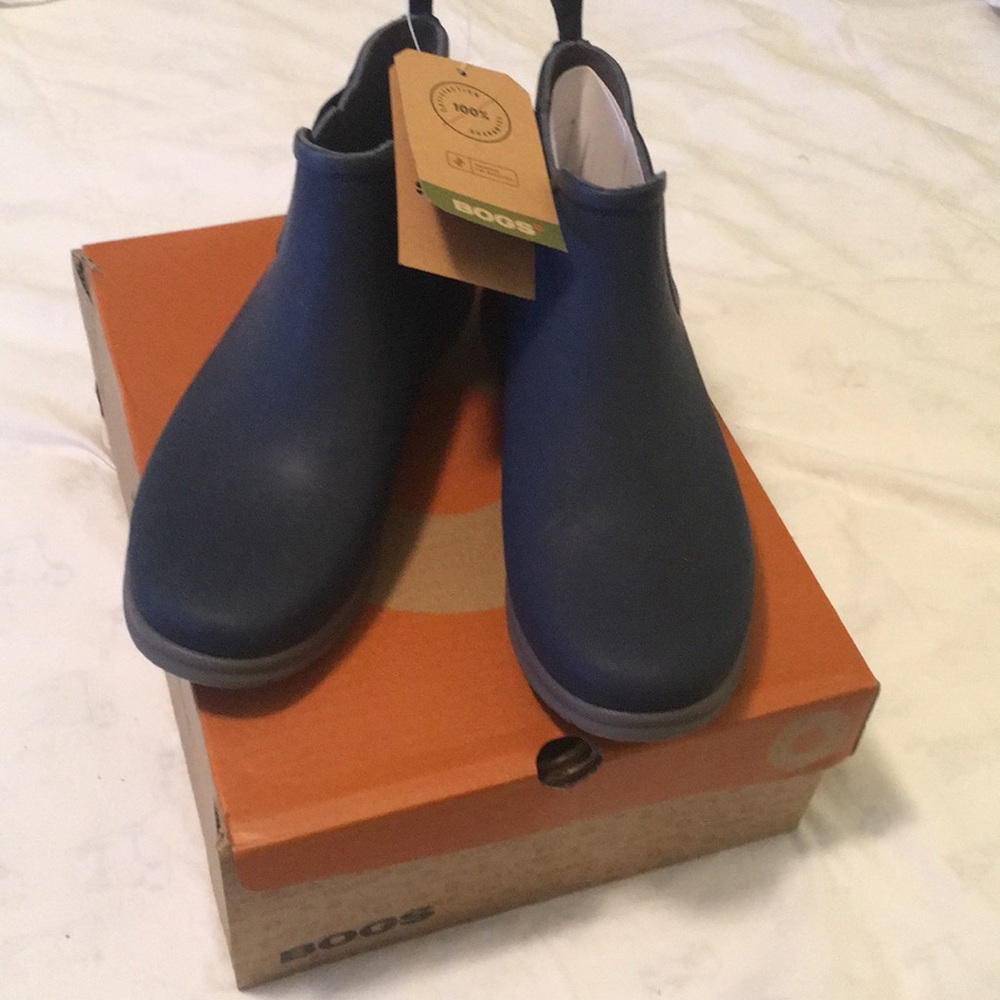 Bogs Sweet Pea Waterproof Boots size 10